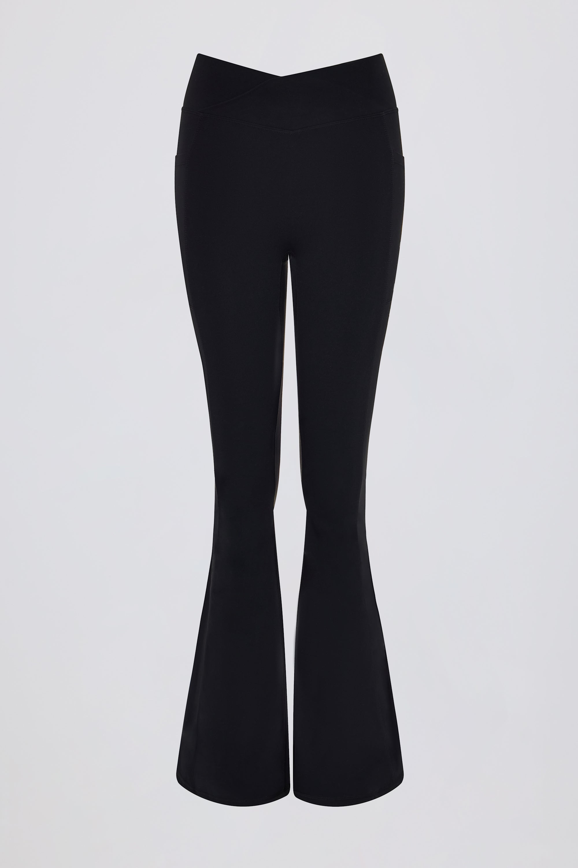 Soft Active V-Waist Pocket Flared Leggings in Black