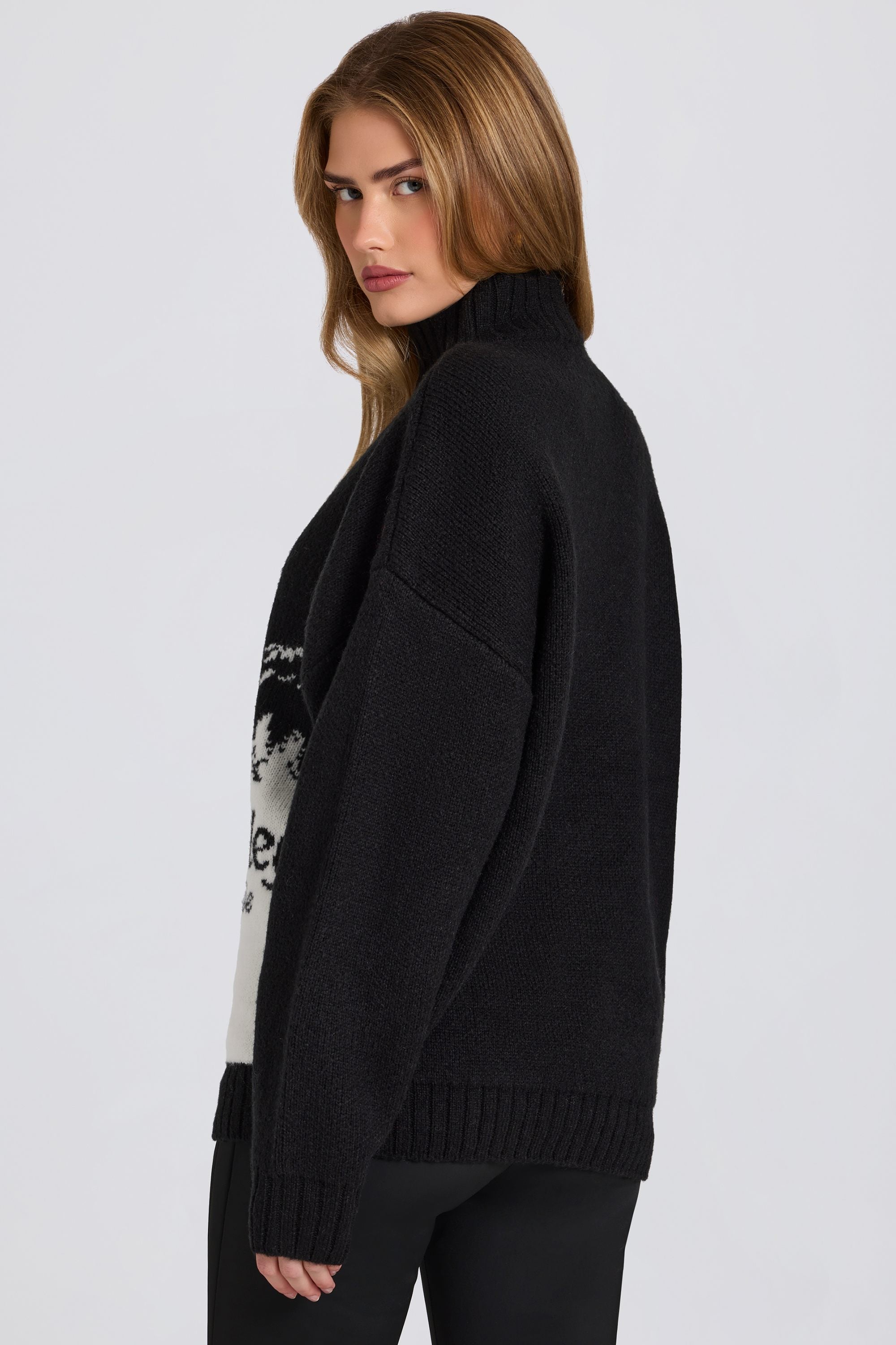 Knit Quarter-Zip Turtleneck Oversized Jumper in Black