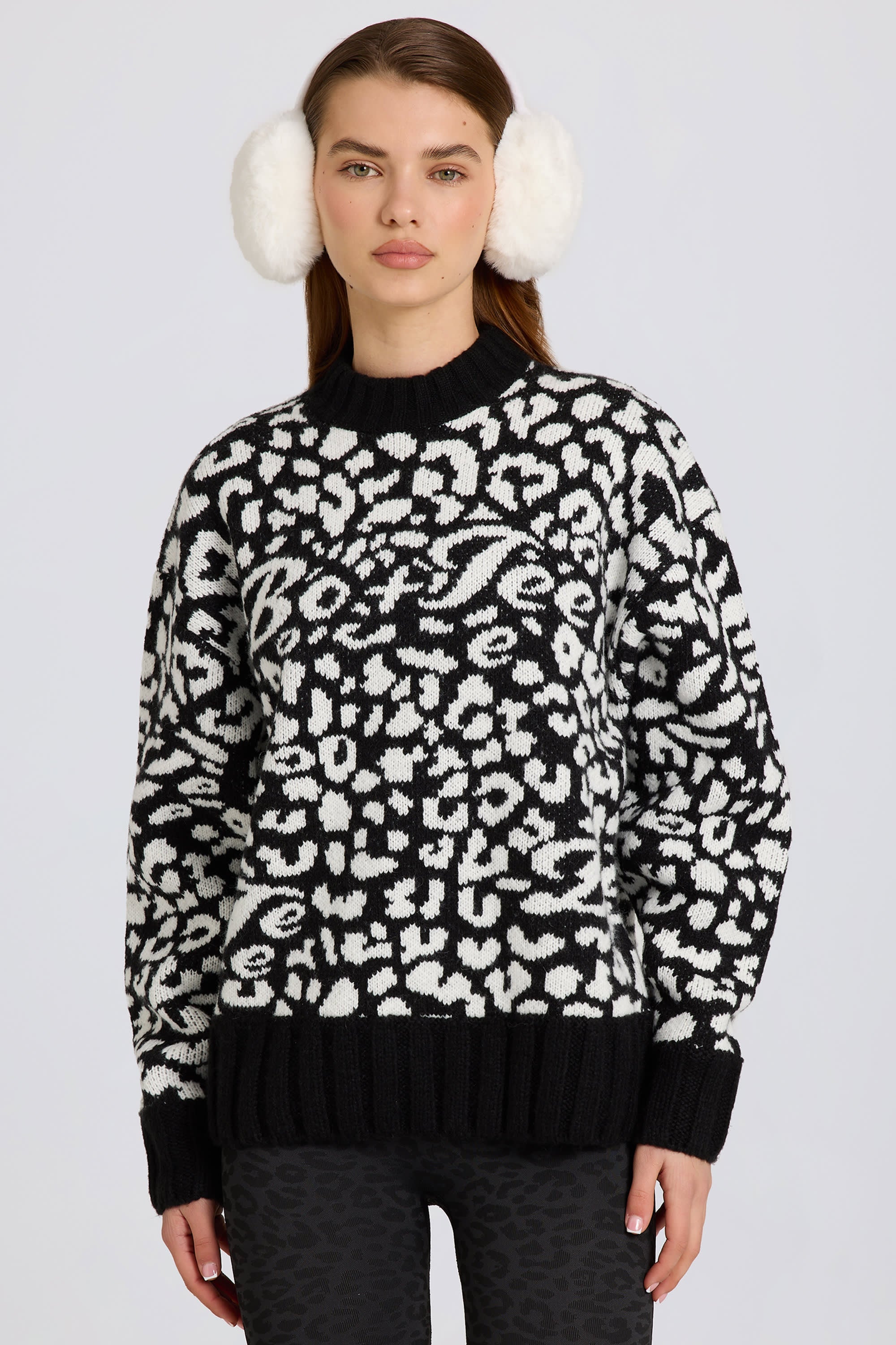 Jacquard-Knit Oversized Jumper in Black