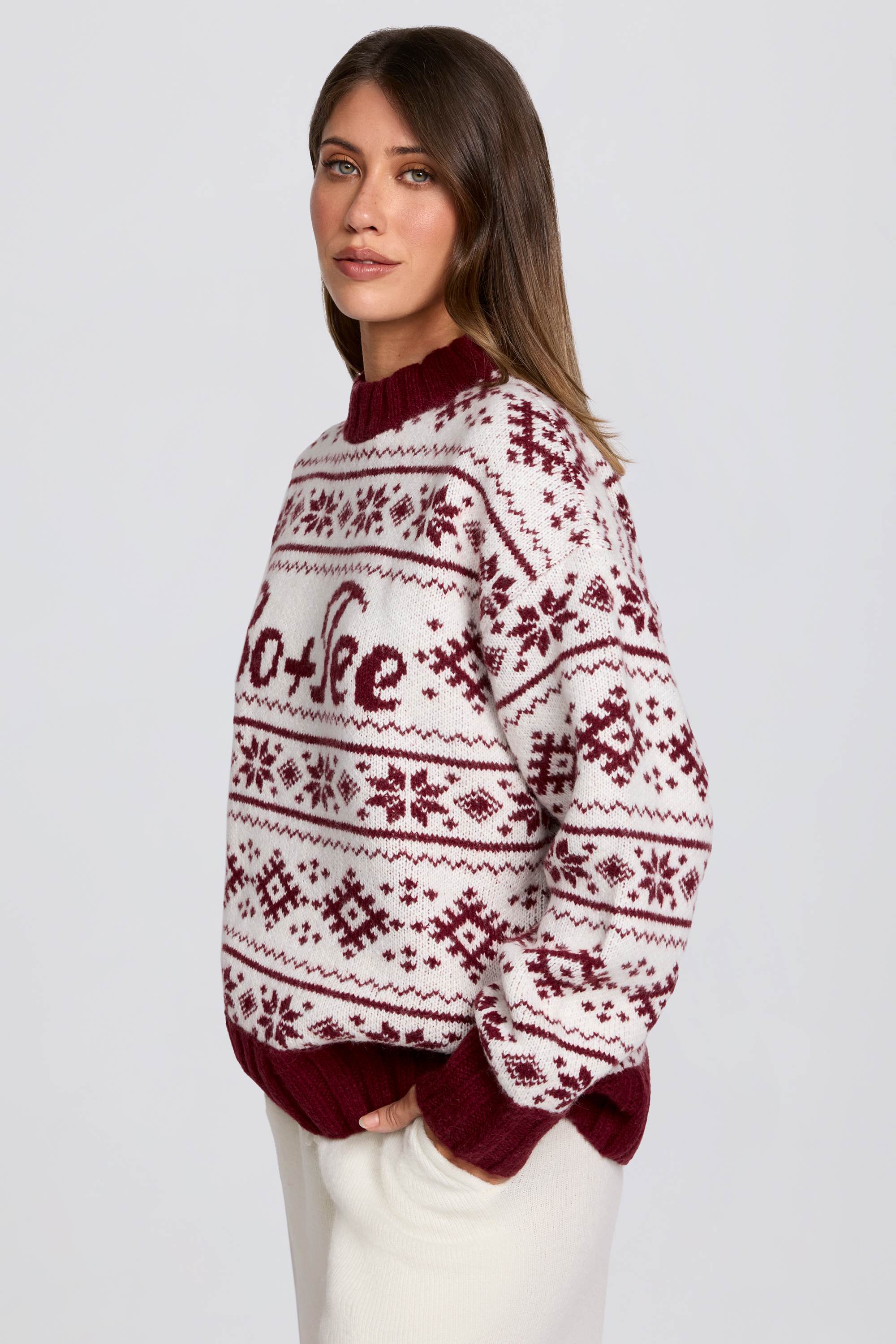 Jacquard-Knit Oversized Jumper in Crimson Red
