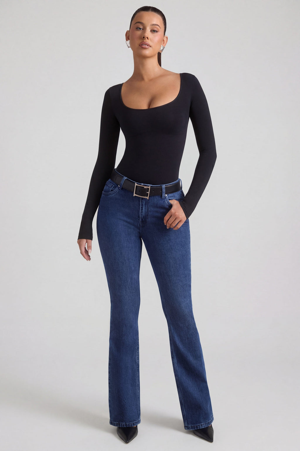High-Rise Flared Jeans in Indigo Wash