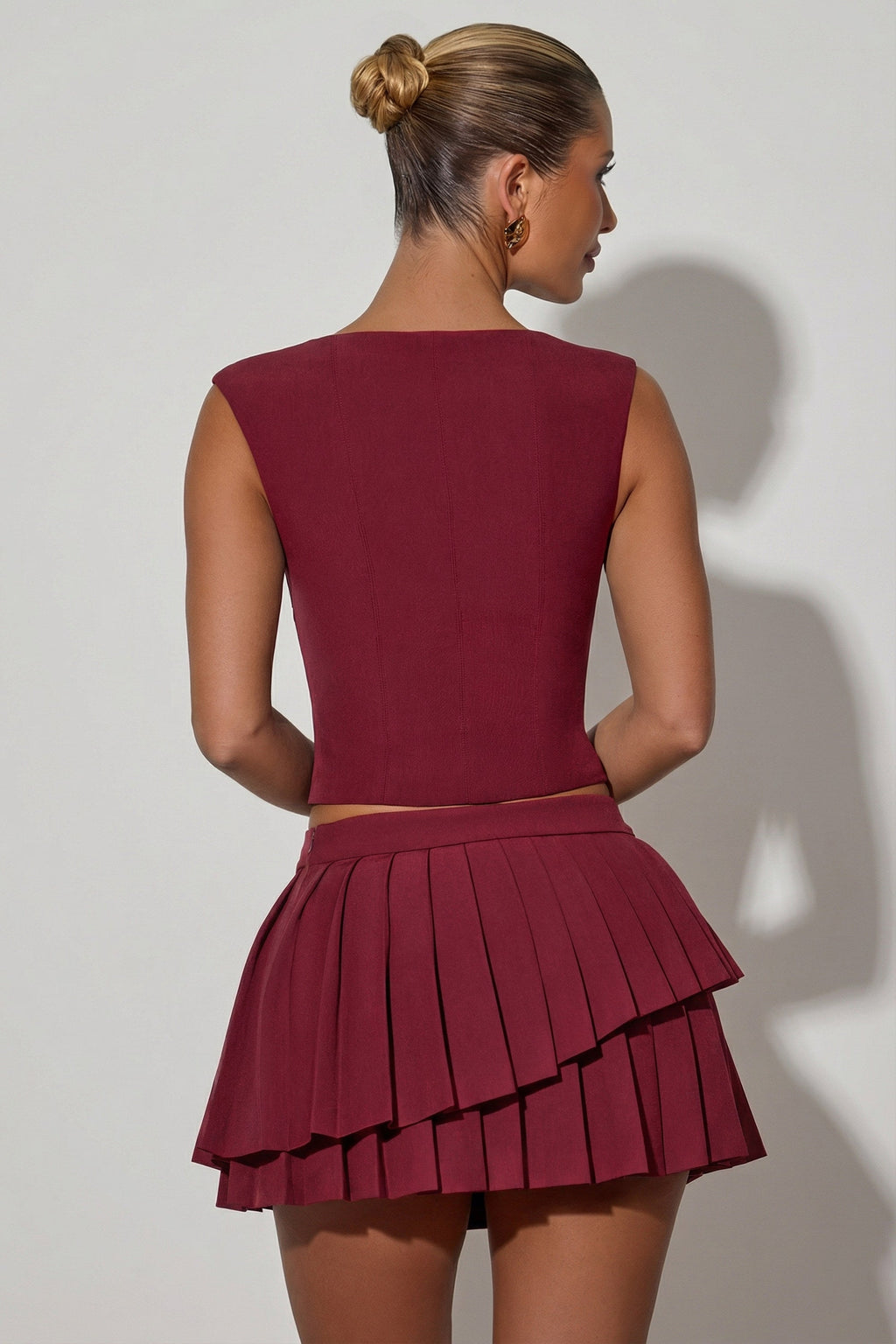 Layered Pleated Low-Rise Mini Skirt in Wine Red